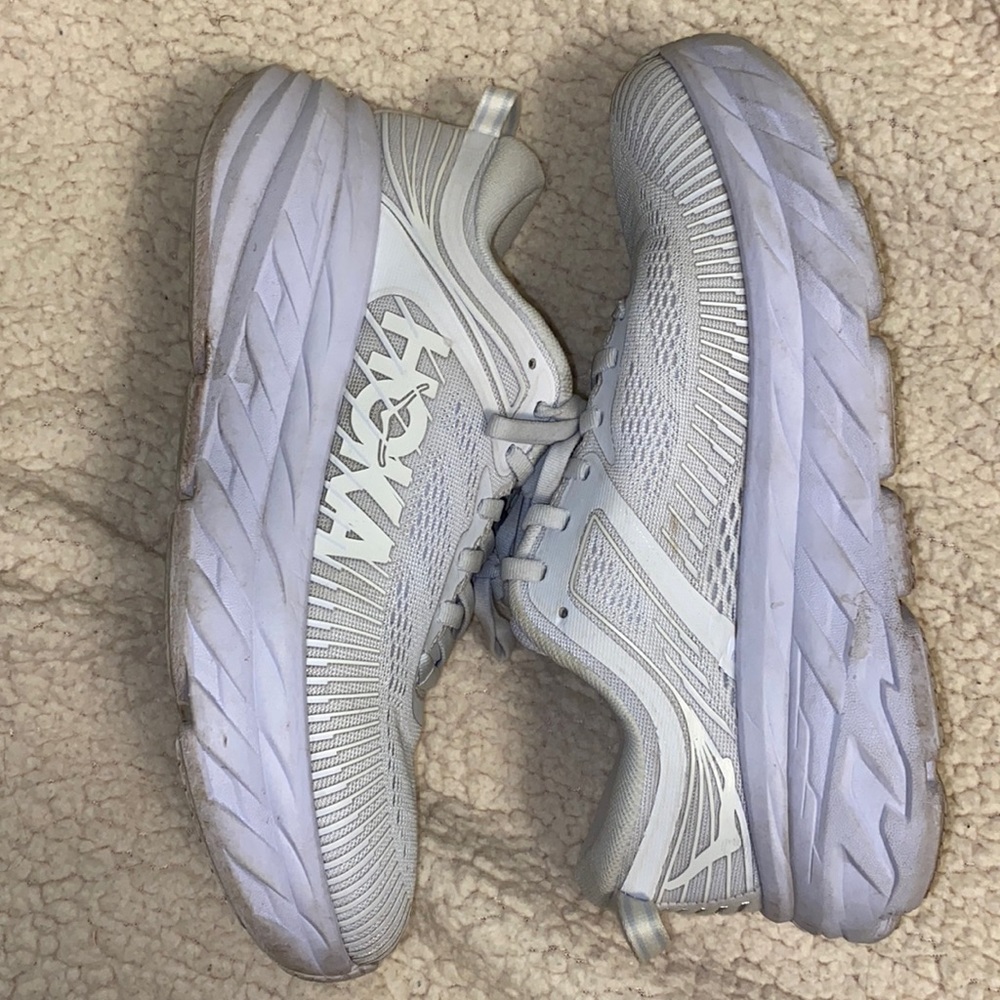 RARE White womens  Hoka One Bondi 7 White Running Shoes Sneakers Women’s 8